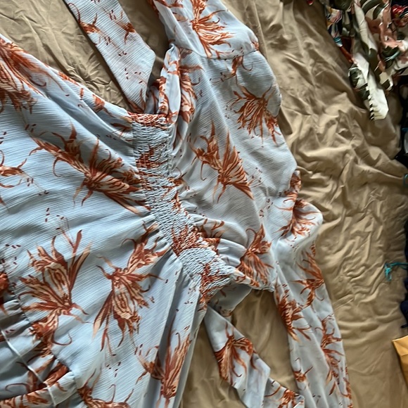 Spring Summer Mini Dress - Picture 3 of 3